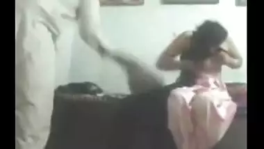 Village bhabhi doing quick sex with hubby’s friend