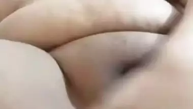 Bengali wife fat pussy fingering and licking fingers