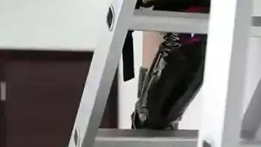 Famous Sexy Indian Babe New Video