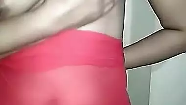 Sexy indian girl showing her big boobs