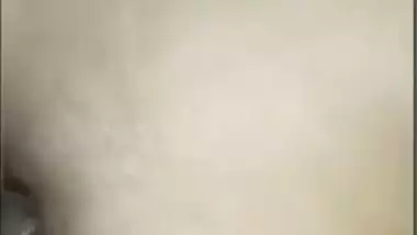 Young sleeping XXX girl has her tight pussy fucked by the Desi man MMS