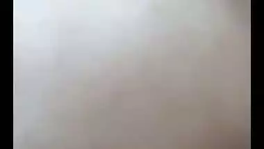 Cute bhabhi in affair with Facebook friend and nude call