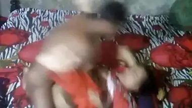 Bibi ki gaand chodi lungi wale pati ne