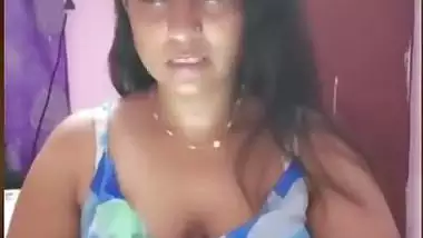 Telugu aunty Sheela on Tango live nude show for followers