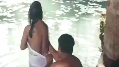 Desi Mallu Aunty Romance