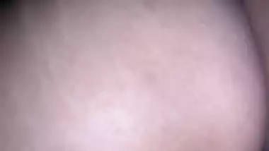 XXX video of Desi in pink bra and man who bonks her hairy cherry home