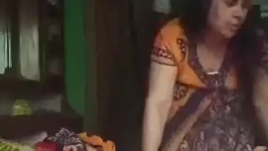 Mature Desi housewife quick sex with neighbor at home