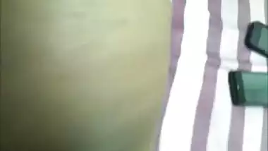 Smart Indian Aunty Nude Body filmed by her Partner