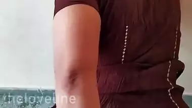 Indian mms queen shruti enjoying with fan dirty hindi chudai hot cumshot