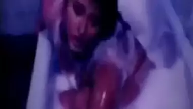 Bangladeshi Hot Nude Movie Song 33
