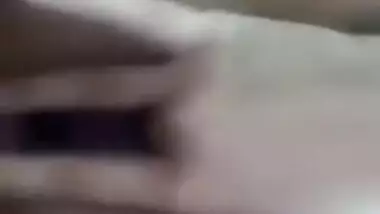 Sexy Teen Girl Making Her Selfie Nude Bath Video