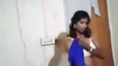Dude makes amateur XXX video of Desi chick putting her clothes on
