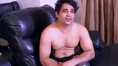 Deshi Maal Videshi Pose - The Cinema Dosti Xxx Masala Video