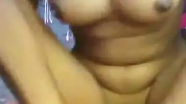 Desi village bhabi show her Nude body