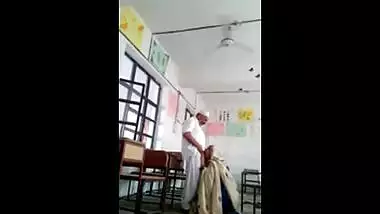 Indian porn video of a hot college girl satisfying her white boyfriend