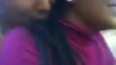 Sexy delhi college girls group sex video at resort