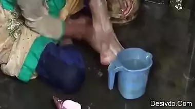 Bd girl bathing bath room