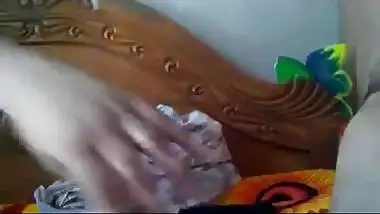 Sexy college girl giving an amazing blowjob to her boyfriend