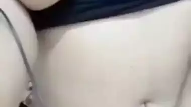 Beautiful SuperHorny Desi Girl Hard Pussy Fingering With Moaning