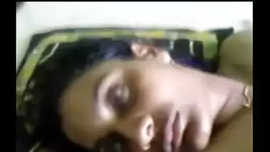 Horny Coimbatore Girl Gives Blowjob Before Lover Plays With Her Pussy