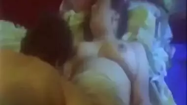 Hot Indian Aunty try to satisfy her Customer in Hotel