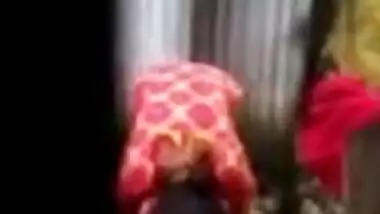 Indian HUGE BOOBS TEENAGE BATH