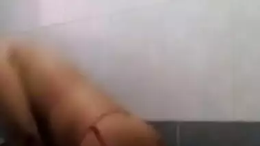 Bhabhi dancing and bathing