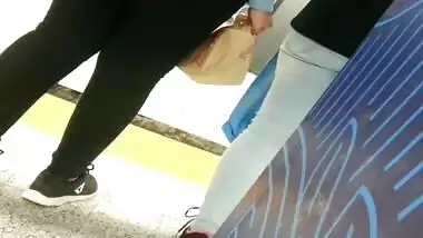 Phat booty indian lady
