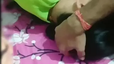 Kaki Ki Beti Jab So Rahi Thi Tab Lund Muh Me Chuswaya