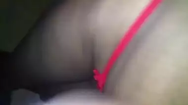 Desi bhabi showing her big ass