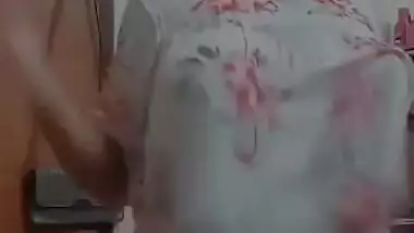 Cute Desi Girl Showing Boobs