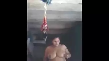 Punjabi big boobs aunty exposed by lover