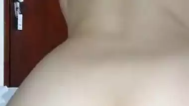 Sexy nri girl fucking 2 clips part 1